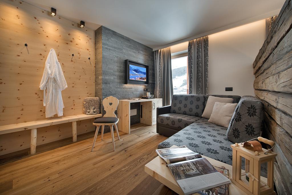 Hotel Roberta Alpine Adults Only 利维尼奥 外观 照片