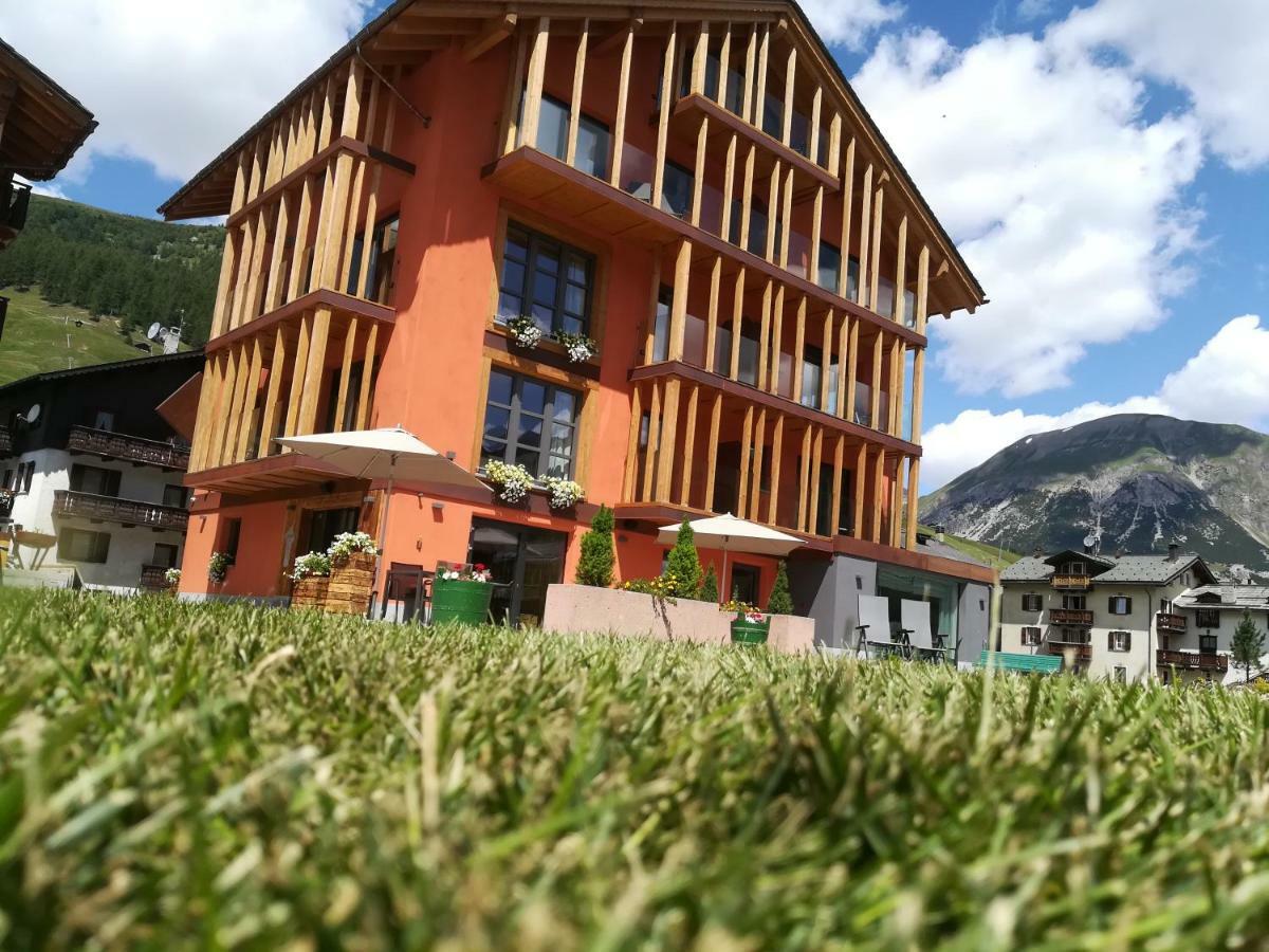 Hotel Roberta Alpine Adults Only 利维尼奥 外观 照片